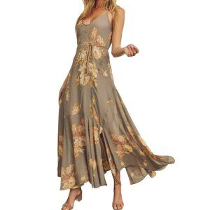 Dress Forum Floral Flared Hem Maxi Dress I Size: S